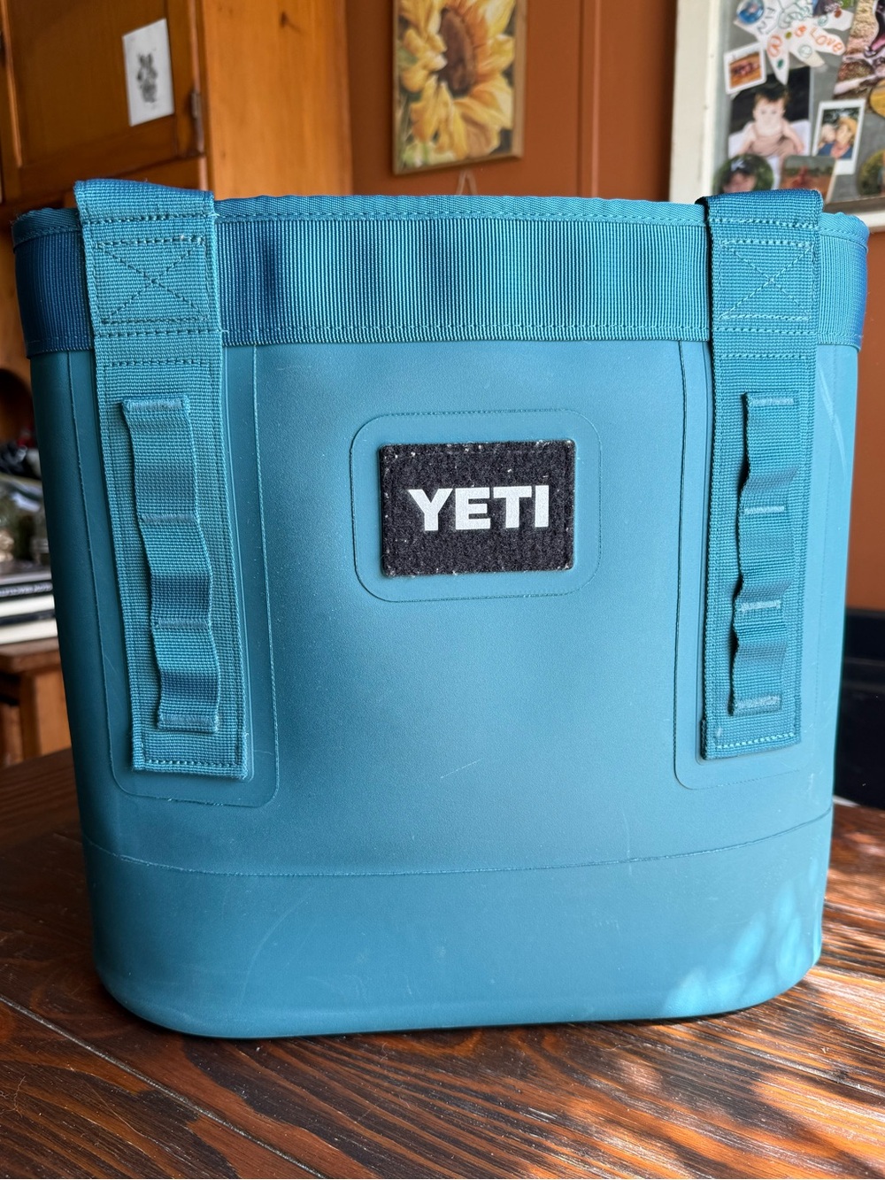 Agave Teal Yeti Camino 20 Tote - Picture 2 of 6